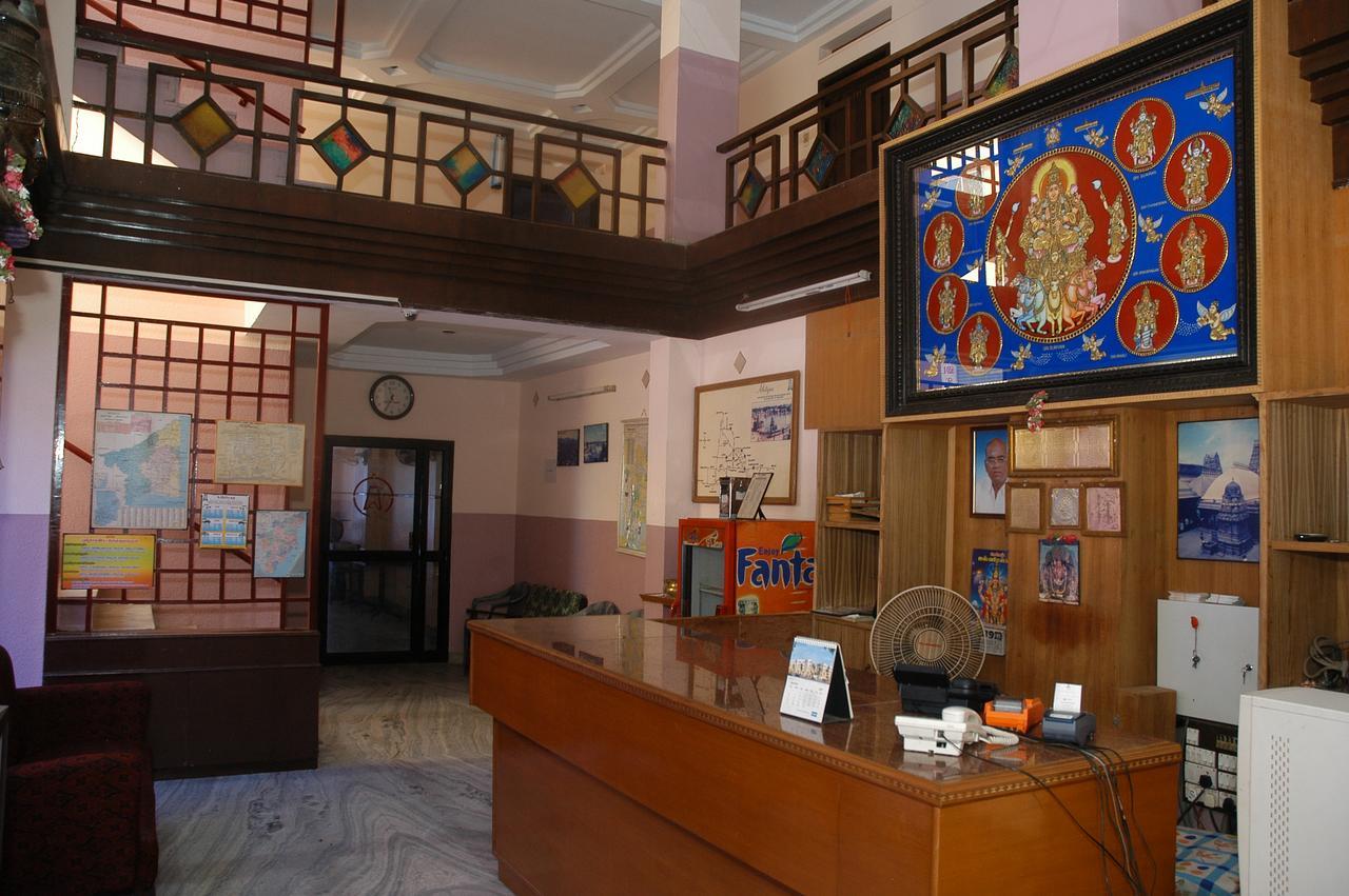 Hotel Athityaa Kumbakonam Exterior foto
