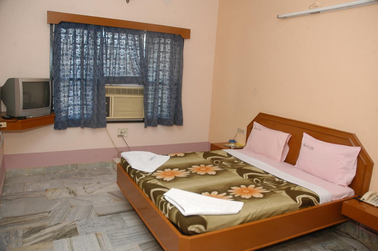 Hotel Athityaa Kumbakonam Exterior foto