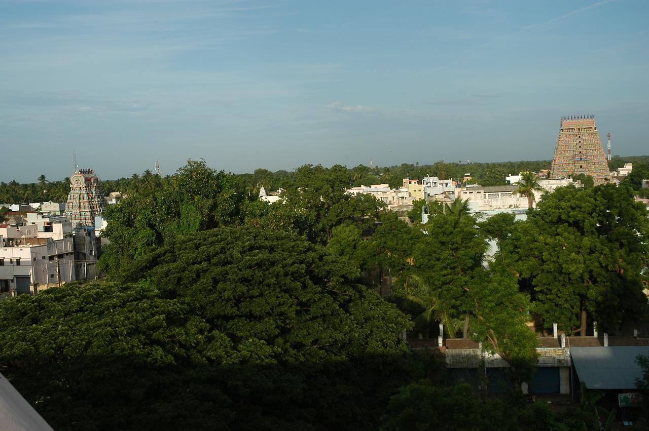Hotel Athityaa Kumbakonam Exterior foto